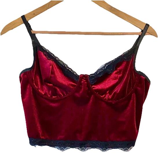Romwe Woman's Velvet Structured Crop Top Cami SZ L Red Vamp Whimsigoth Festival - Picture 2 of 8